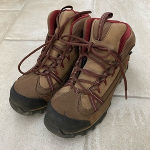 8.5 Wolverine Women's Maggie Steel-Toe Mid Boots